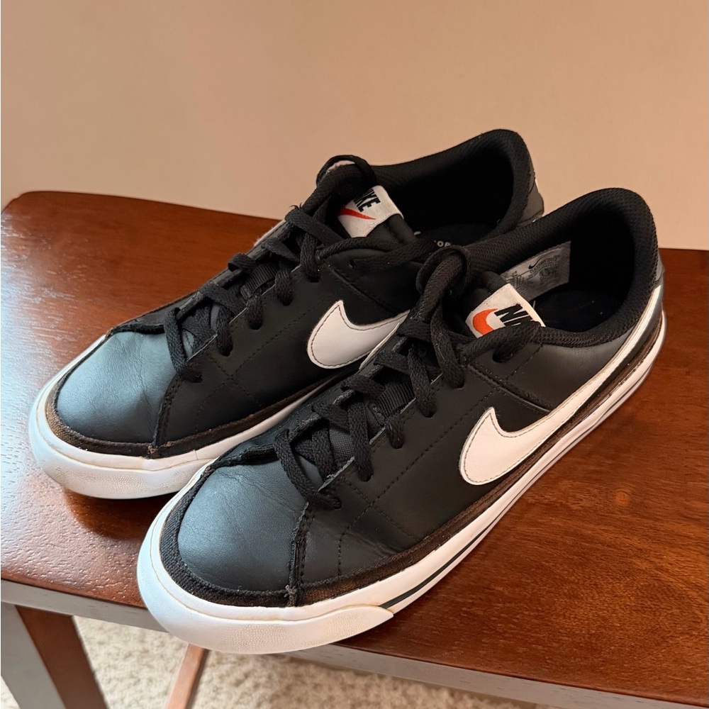 Nike Men’s Black and White Low-Top Swoosh Sneakers